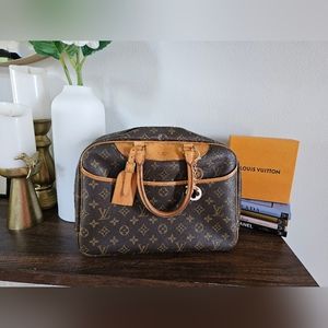 Louis Vuitton Vintage Monogram Deauville